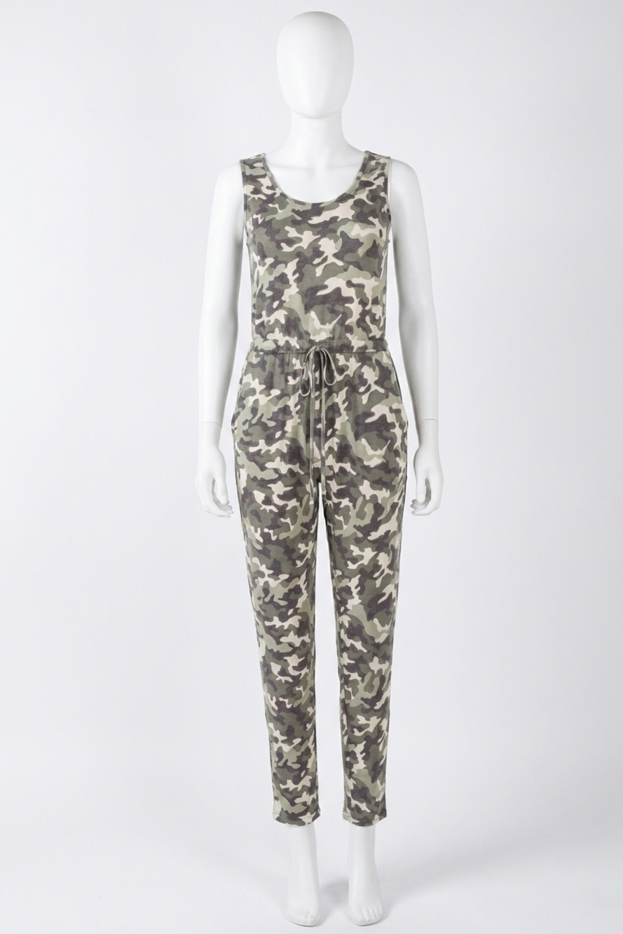 NEW GILLI camouflage tank top sleeveless jumpsuit in camo